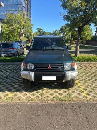 MITSUBISHI PAJERO 3.0 GLS-B 4X4 V6 24V GASOLINA 2P MANUAL